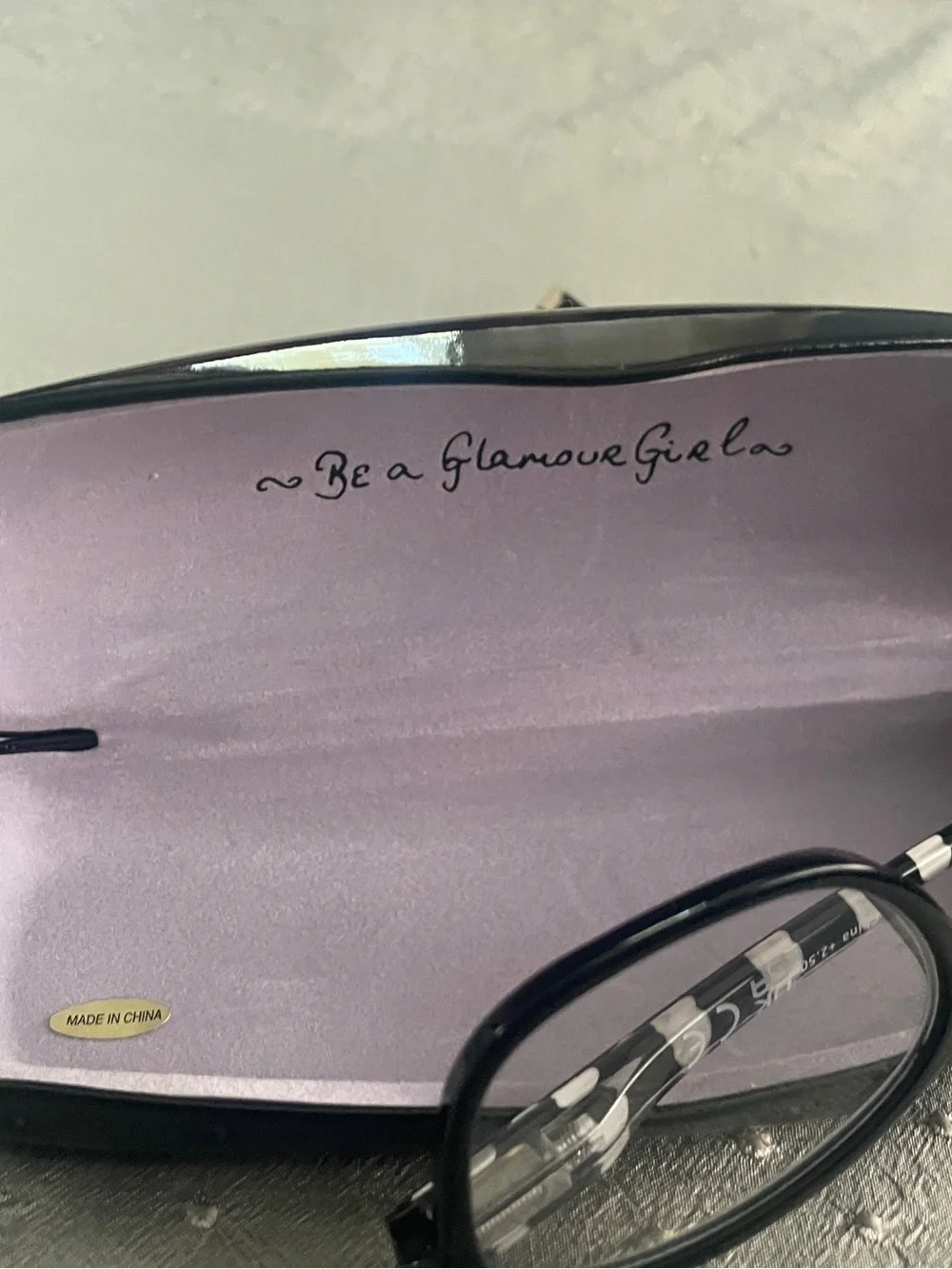 Lulu Guinness Glossy Black Hard Clamshell Sunglasses Case with Lavender Lining